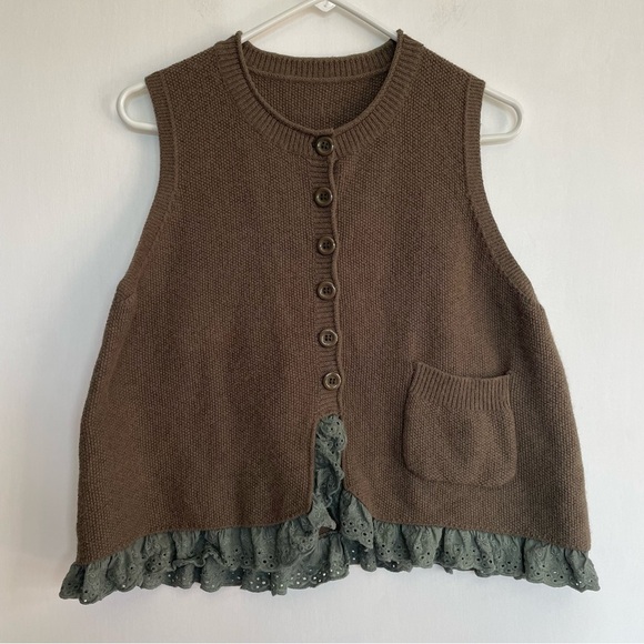 Saku New York Sleeveless Knit Vest Olive Green Top with Lace Trim Button Down S - Picture 3 of 8